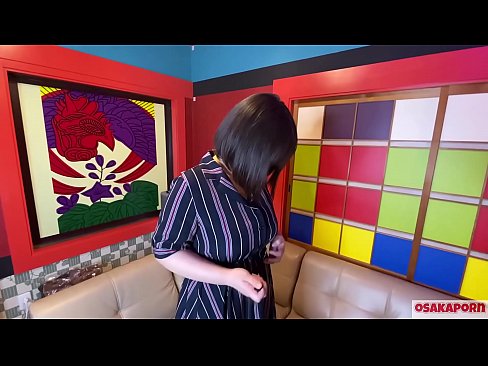 ❤️ جاپاني پياري وڏي سيني سان گڏ جنسي رانديڪن سان مشت زني ڪري ٿي ۽ هڪ orgasm آهي. هوءَ هڪ انٽرويو ۾ پنهنجي ڀوائتي تجربي بابت ڳالهائي ٿي. وڏيون چوڙيون ۽ وارن واري بلت زور سان روئي رهي آهي. اوساڪاپورن ❤❌ معيار جنسي